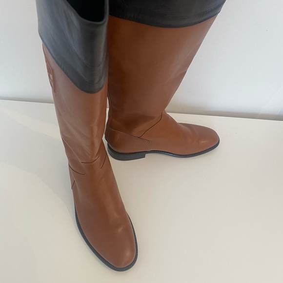 SOLD Authentic Chanel riding boots - Picture 3 of 7